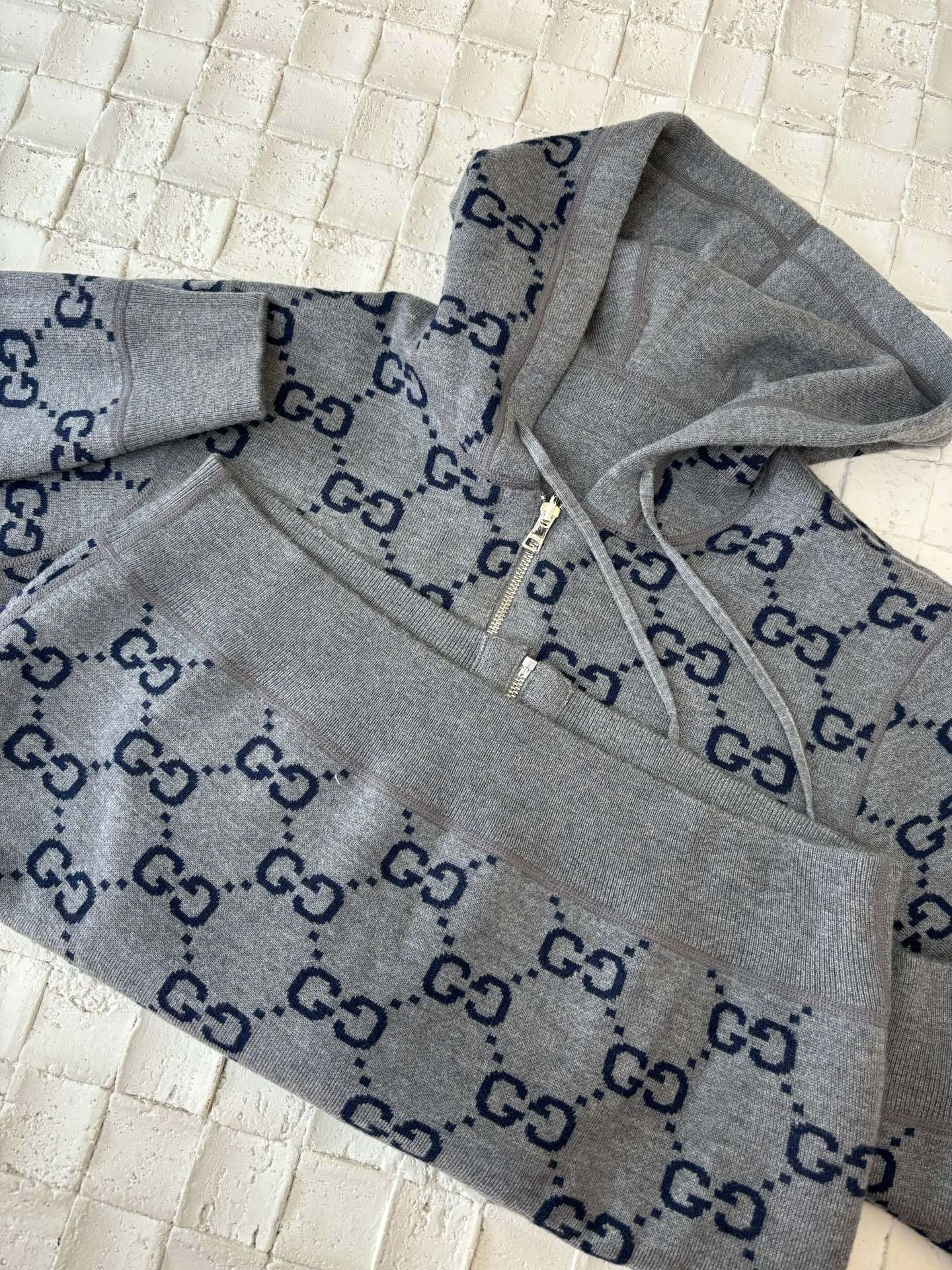 wg.luxury- 6u33i reversible wool item:E-F363F1505